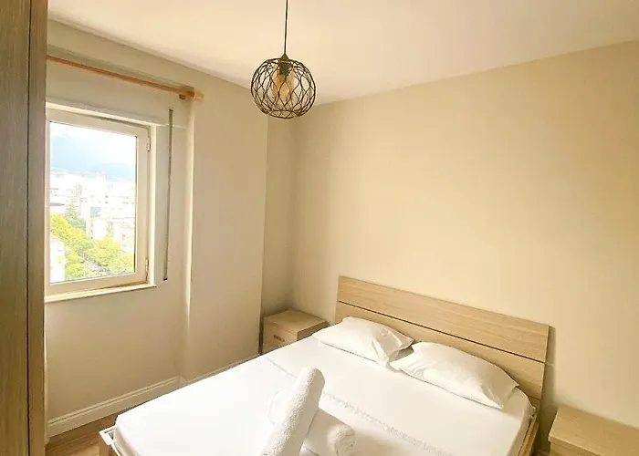 Skyline View 2br