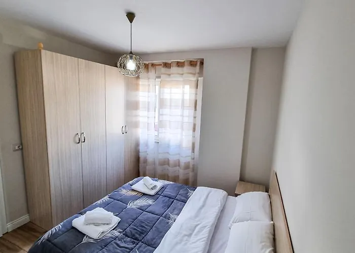 Апартаменты Skyline View 2br Тирана