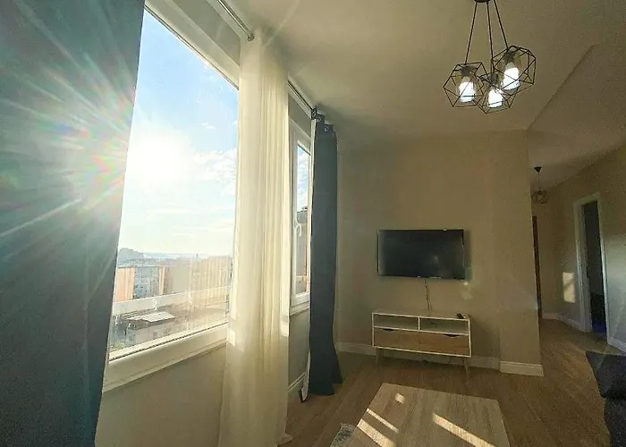 Skyline View 2br