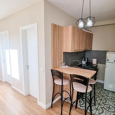 Skyline View 2br Daire Tiran